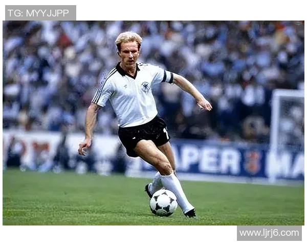 足球历史第十大球星排名揭晓 谁是名列其中的传奇人物